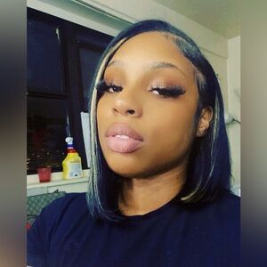 Meet your Posher, Alvina